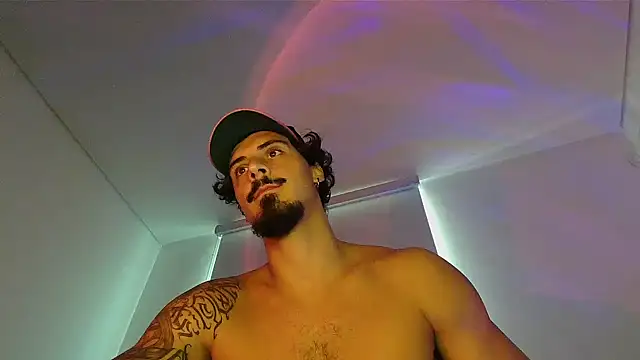 milkoffe online show from April 10, 2026, 2:44 pm