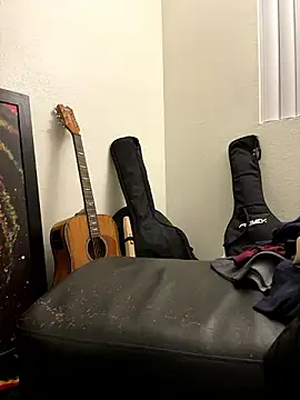 Snapshot of MidnightFlexxx chatting on December 8, 2024, 9:24 am MidnightFlexxx online show from December 8, 2024, 9:24 am