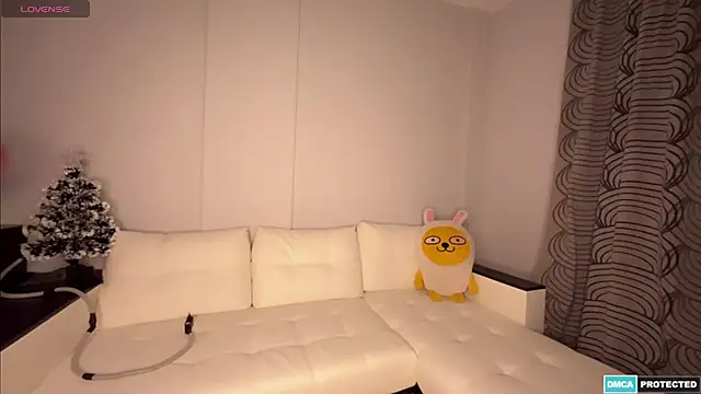 Snapshot of Anna_Bali chatting on December 21, 2024, 2:41 am Anna Bali online show from December 21, 2024, 2:41 am