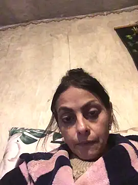 ChantalXOrchid online show from April 5, 2026, 6:27 pm