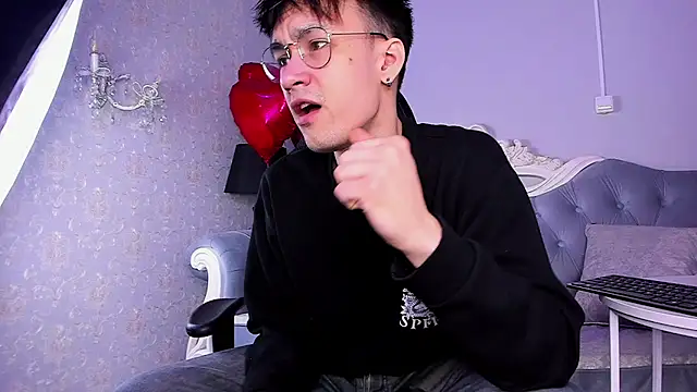 CalvinOwens online show from February 9, 2025, 3:43 am