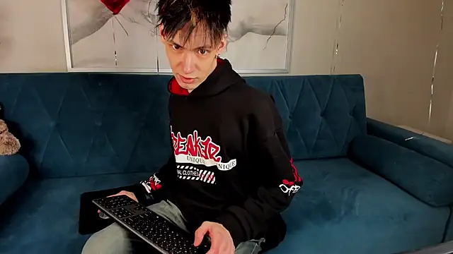 CalvinOwens online show from February 13, 2025, 4:11 am