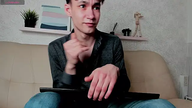 CalvinOwens online show from February 19, 2025, 11:38 am