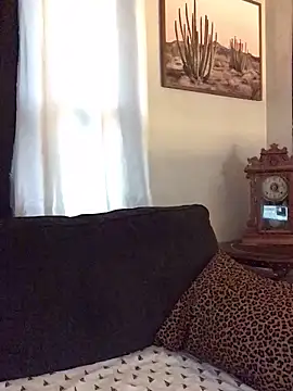 SidneyRaee online show from March 14, 2026, 6:57 pm