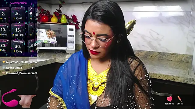 lakshmiraniii online show from March 20, 2025, 1:59 pm