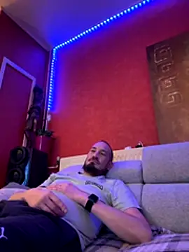 Denislamalice34 online show from November 19, 2025, 9:26 pm