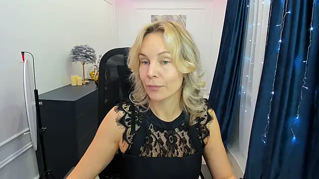 Snapshot of Sinty_Devis chatting on January 9, 2026, 4:26 am Sinty Devis online show from January 9, 2026, 4:26 am