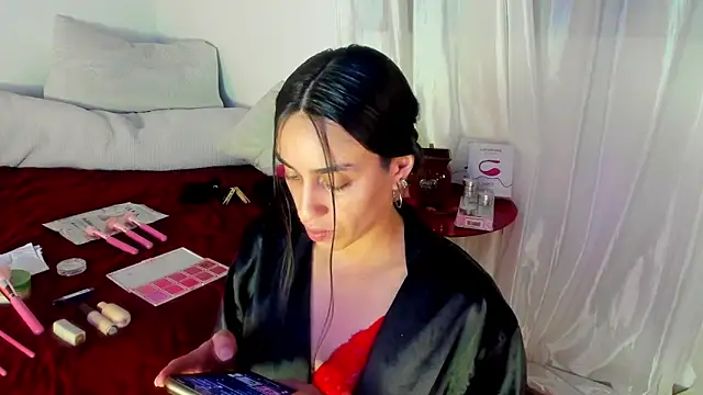 Snapshot of Milan_Rouxx chatting on February 15, 2026, 3:36 am Milan Rouxx online show from February 15, 2026, 3:36 am