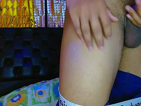 Snapshot of ray_and_666 chatting on February 14, 2026, 10:34 am ray and 666 online show from February 14, 2026, 10:34 am