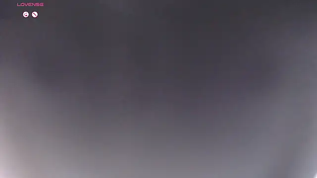 sophialorens s online show from April 10, 2026, 6:45 pm