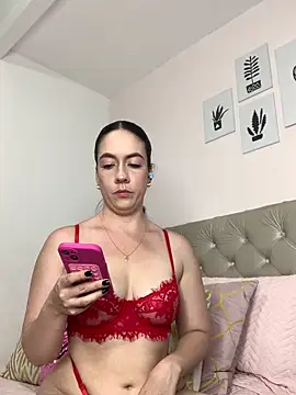 ImAlicee online show from April 14, 2026, 8:59 pm