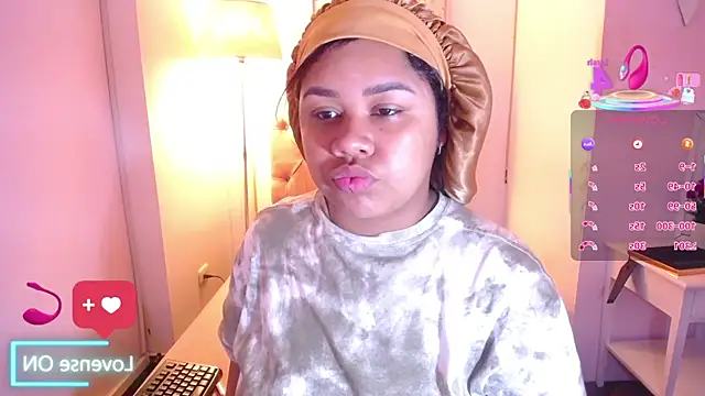 Nahom1  online show from October 27, 2025, 9:19 pm