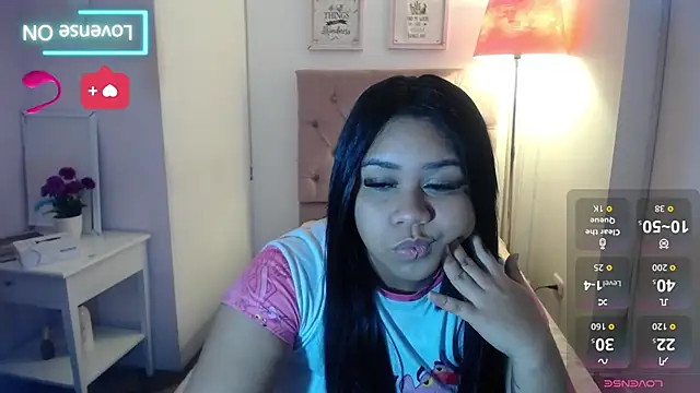 Nahom1  online show from November 22, 2025, 5:34 pm