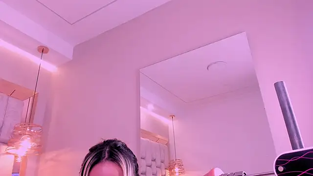 VioletaAbel online show from July 28, 2026, 4:39 pm