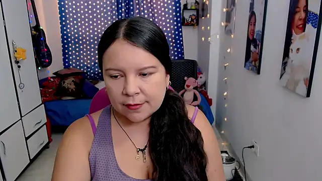 claryssa  online show from November 27, 2025, 7:38 pm