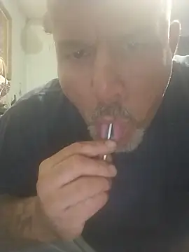 Snapshot of bigdoog8 chatting on June 1, 2026, 10:11 pm bigdoog8 online show from June 1, 2026, 10:11 pm