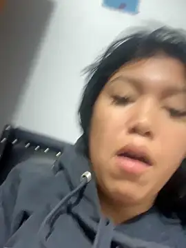 emily rosse04 online show from November 5, 2025, 11:10 am