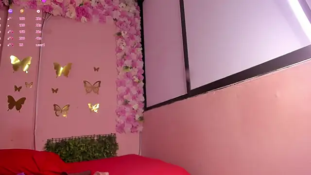 grandmother milf online show from February 10, 2026, 12:42 pm