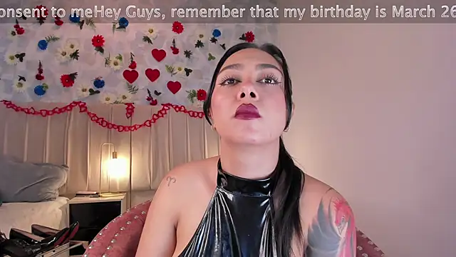 Snapshot of samara_smithh chatting on March 7, 2025, 2:34 pm samara smithh online show from March 7, 2025, 2:34 pm