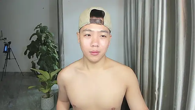 Oliver Nl online show from March 20, 2025, 3:13 am