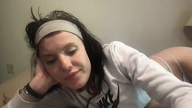 Snapshot of kittycatkendra chatting on May 12, 2026, 9:34 pm kittycatkendra online show from May 12, 2026, 9:34 pm