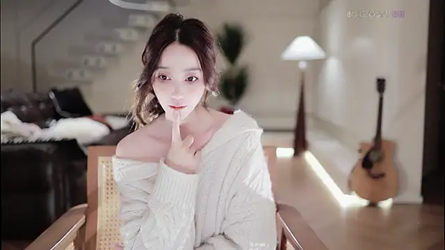 -Aricia- online show from November 13, 2025, 3:00 pm