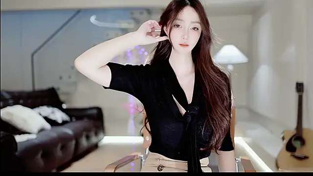 -Aricia- online show from November 25, 2025, 2:50 pm