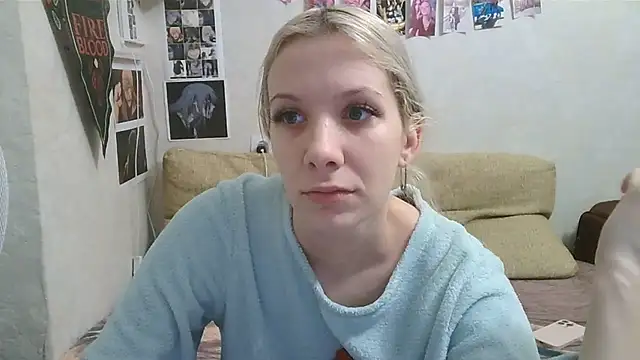 Snapshot of -GoldenGirl- chatting on January 25, 2025, 2:03 pm -GoldenGirl- online show from January 25, 2025, 2:03 pm