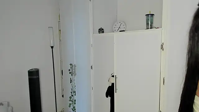 Emperatriiz online show from December 5, 2025, 4:47 pm