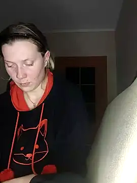 Snapshot of LeraSweet chatting on December 23, 2024, 8:36 pm LeraSweet online show from December 23, 2024, 8:36 pm