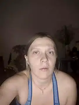 Snapshot of LeraSweet chatting on March 9, 2025, 8:21 pm LeraSweet online show from March 9, 2025, 8:21 pm