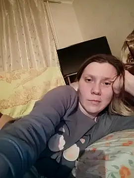 Snapshot of LeraSweet chatting on March 12, 2025, 8:20 pm LeraSweet online show from March 12, 2025, 8:20 pm