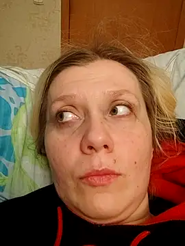 Snapshot of LeraSweet chatting on February 17, 2026, 9:21 pm LeraSweet online show from February 17, 2026, 9:21 pm