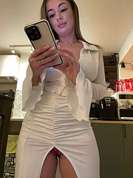 Snapshot of IsabellaEtthan chatting on January 23, 2025, 8:13 pm IsabellaEtthan online show from January 23, 2025, 8:13 pm