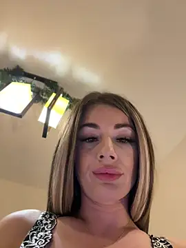 Snapshot of IsabellaEtthan chatting on March 18, 2025, 8:48 pm IsabellaEtthan online show from March 18, 2025, 8:48 pm