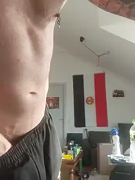 eltoulou online show from February 1, 2025, 9:43 am