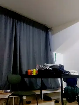 eltoulou online show from February 18, 2025, 2:27 am