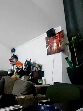 eltoulou online show from February 19, 2025, 2:33 am