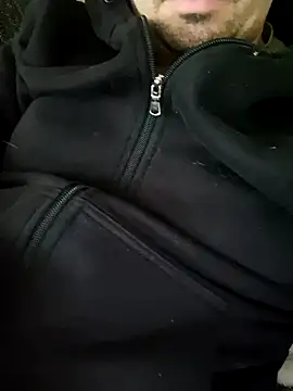 Snapshot of Picknick84 chatting on September 26, 2025, 2:21 pm Picknick84 online show from September 26, 2025, 2:21 pm