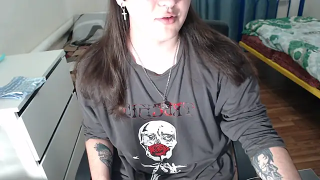 EvaMiron online show from October 15, 2025, 12:05 pm