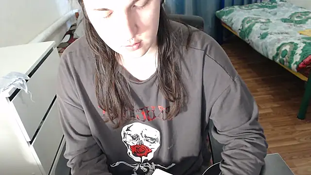 EvaMiron online show from December 21, 2025, 7:59 am