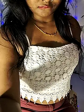Snapshot of FANTASY_QUEEN_07 chatting on February 27, 2025, 12:45 pm FANTASY QUEEN 07 online show from February 27, 2025, 12:45 pm