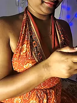 Snapshot of FANTASY_QUEEN_07 chatting on March 3, 2025, 12:58 pm FANTASY QUEEN 07 online show from March 3, 2025, 12:58 pm