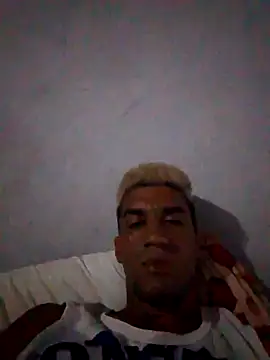 fieltoprj1 online show from January 8, 2025, 10:06 pm