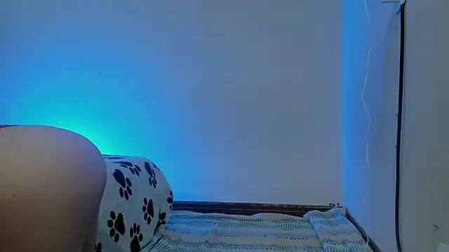 Snapshot of Amywhitexxxd chatting on February 5, 2025, 1:37 am Amywhitexxxd online show from February 5, 2025, 1:37 am