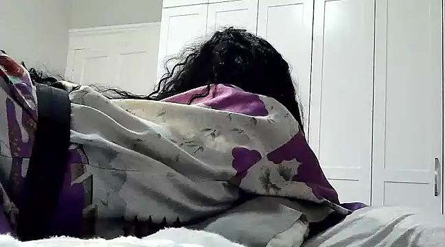 Snapshot of CaramelDipper chatting on March 2, 2025, 8:05 am CaramelDipper online show from March 2, 2025, 8:05 am