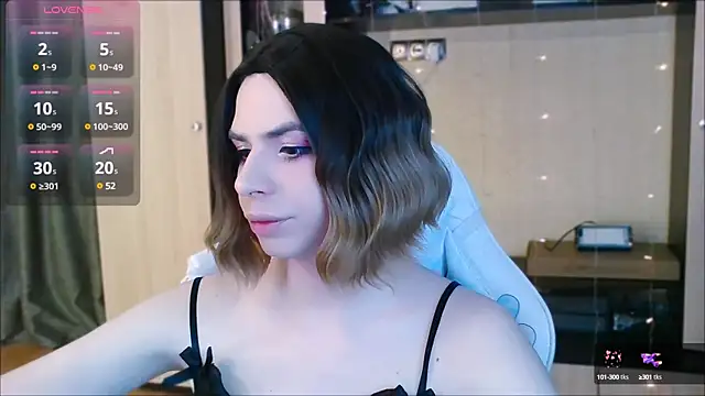 FemAlexa  online show from December 27, 2024, 1:28 pm