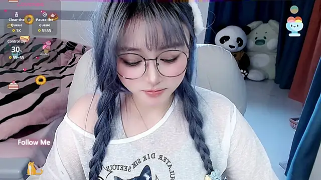 Snapshot of Sweet-18wanwan chatting on January 13, 2025, 8:48 pm Sweet-18wanwan online show from January 13, 2025, 8:48 pm