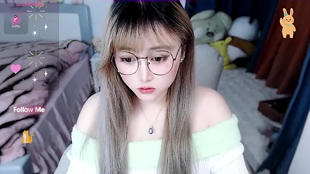 Snapshot of Sweet-18wanwan chatting on October 23, 2025, 3:33 pm Sweet-18wanwan online show from October 23, 2025, 3:33 pm