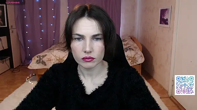 Daniela Cooperr online show from April 9, 2026, 7:58 am